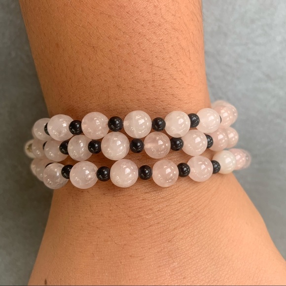 Light Pink Agate Necklace - Picture 2 of 5